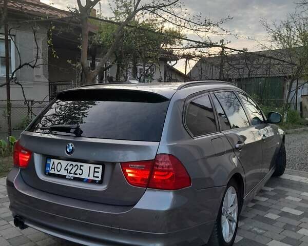 Серый БМВ 3 Серия, объемом двигателя 2 л и пробегом 373 тыс. км за 9500 $, фото 7 на Automoto.ua