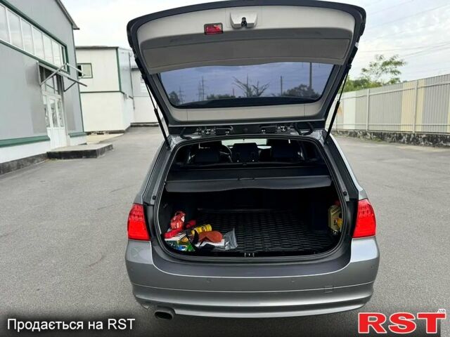 Серый БМВ 3 Серия, объемом двигателя 2 л и пробегом 220 тыс. км за 9800 $, фото 1 на Automoto.ua