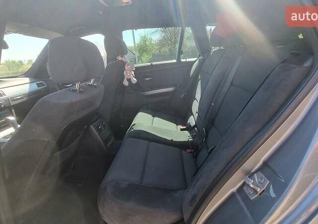 Серый БМВ 3 Серия, объемом двигателя 2 л и пробегом 252 тыс. км за 10800 $, фото 17 на Automoto.ua