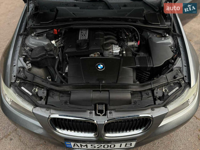 Серый БМВ 3 Серия, объемом двигателя 2 л и пробегом 226 тыс. км за 7799 $, фото 17 на Automoto.ua