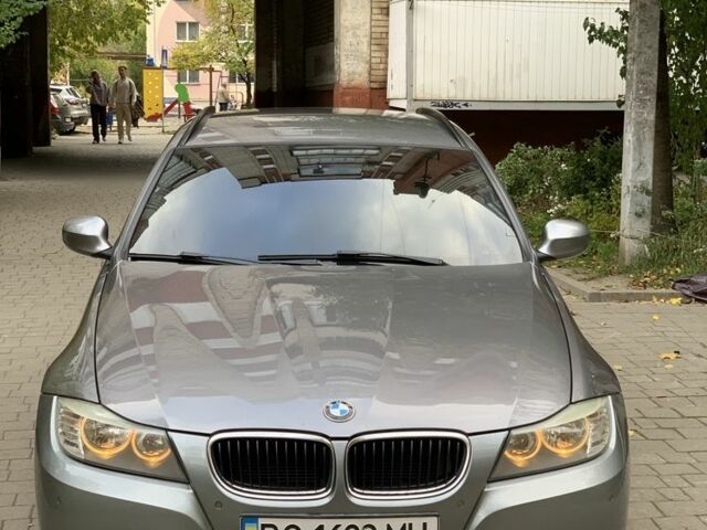 БМВ 3 Серия 2011 в Львове на Automoto.ua Серый БМВ 3 Серия, объемом двигателя 2 л и пробегом 300 тыс. км за 8650 $, фото 1 на Automoto.ua