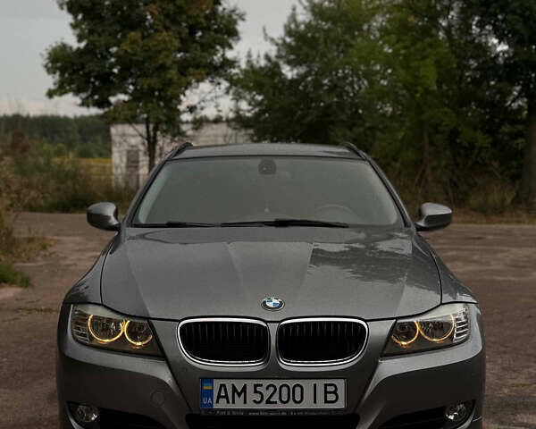 Серый БМВ 3 Серия, объемом двигателя 2 л и пробегом 226 тыс. км за 7799 $, фото 2 на Automoto.ua