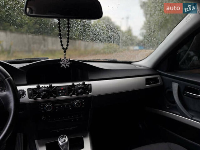 Серый БМВ 3 Серия, объемом двигателя 2 л и пробегом 226 тыс. км за 7799 $, фото 25 на Automoto.ua