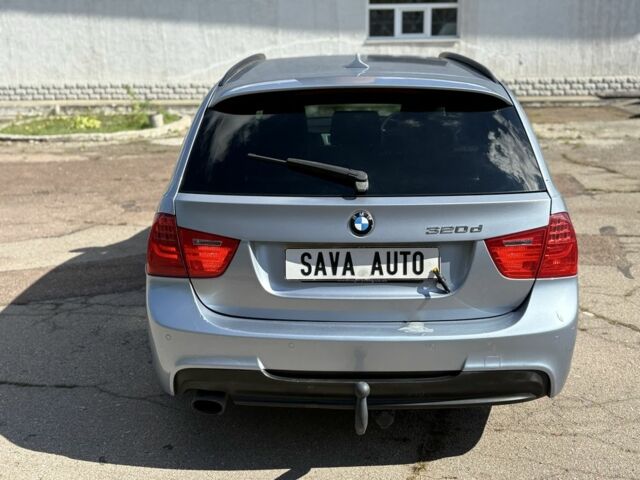 Серый БМВ 3 Серия, объемом двигателя 2 л и пробегом 154 тыс. км за 4400 $, фото 6 на Automoto.ua