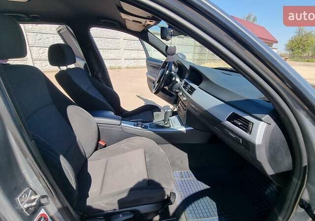 Серый БМВ 3 Серия, объемом двигателя 2 л и пробегом 252 тыс. км за 10800 $, фото 22 на Automoto.ua