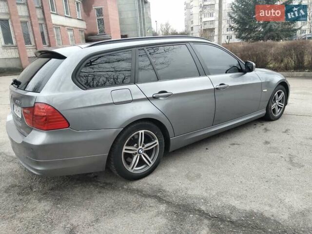Серый БМВ 3 Серия, объемом двигателя 2 л и пробегом 252 тыс. км за 9550 $, фото 6 на Automoto.ua