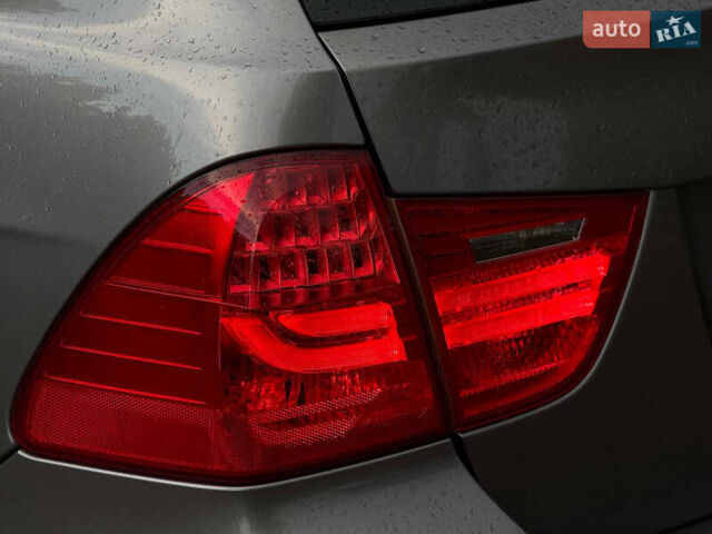 Серый БМВ 3 Серия, объемом двигателя 2 л и пробегом 226 тыс. км за 7799 $, фото 12 на Automoto.ua