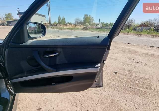 Серый БМВ 3 Серия, объемом двигателя 2 л и пробегом 252 тыс. км за 10800 $, фото 20 на Automoto.ua