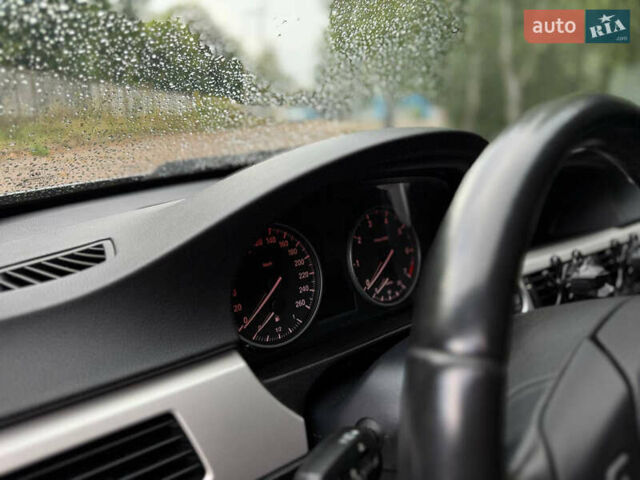 Серый БМВ 3 Серия, объемом двигателя 2 л и пробегом 226 тыс. км за 7799 $, фото 24 на Automoto.ua