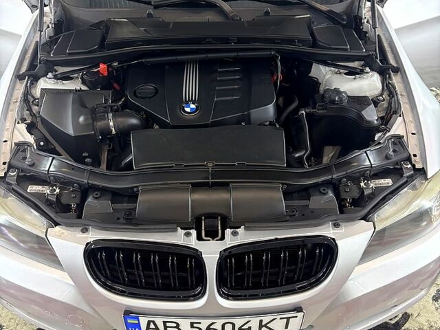 Серый БМВ 3 Серия, объемом двигателя 2 л и пробегом 284 тыс. км за 7999 $, фото 7 на Automoto.ua