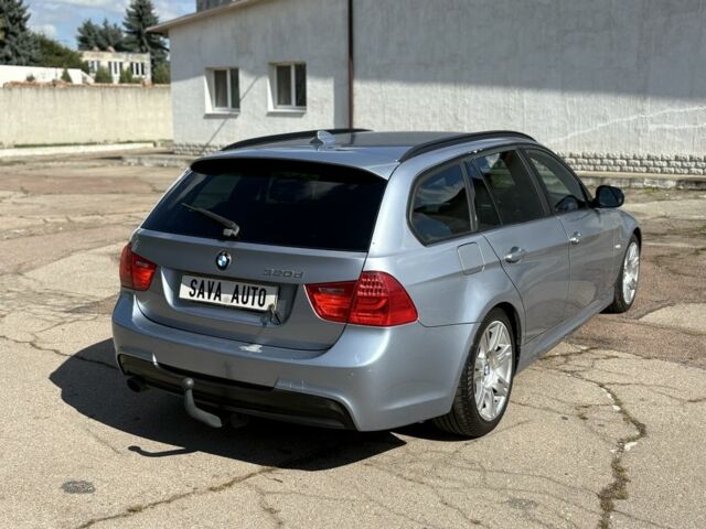 Серый БМВ 3 Серия, объемом двигателя 2 л и пробегом 154 тыс. км за 4400 $, фото 5 на Automoto.ua