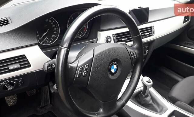 Сірий БМВ 3 Серія, об'ємом двигуна 2 л та пробігом 234 тис. км за 8000 $, фото 4 на Automoto.ua