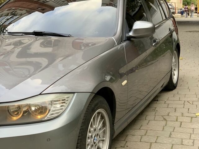 БМВ 3 Серия 2011 в Львове на Automoto.ua Серый БМВ 3 Серия, объемом двигателя 2 л и пробегом 300 тыс. км за 8650 $, фото 3 на Automoto.ua