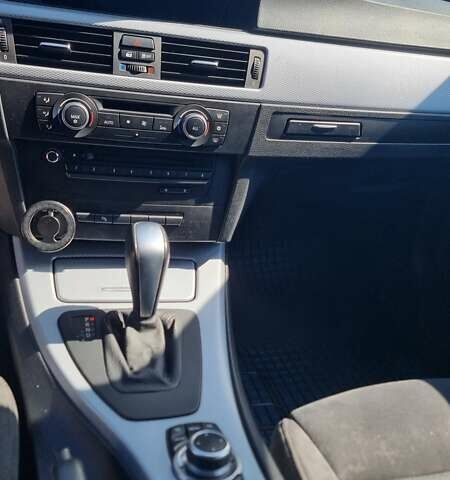 Серый БМВ 3 Серия, объемом двигателя 2 л и пробегом 252 тыс. км за 10800 $, фото 35 на Automoto.ua