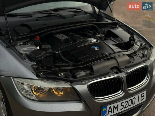 Серый БМВ 3 Серия, объемом двигателя 2 л и пробегом 226 тыс. км за 7799 $, фото 14 на Automoto.ua