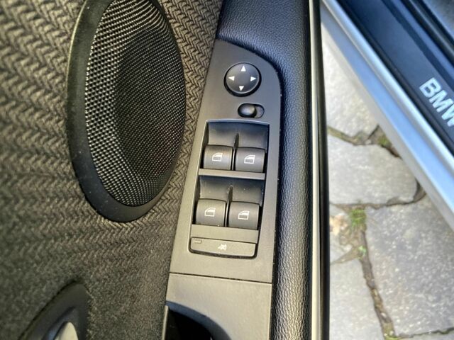 Серый БМВ 3 Серия, объемом двигателя 2 л и пробегом 247 тыс. км за 9800 $, фото 14 на Automoto.ua