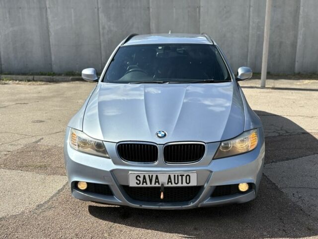 Серый БМВ 3 Серия, объемом двигателя 2 л и пробегом 154 тыс. км за 4400 $, фото 1 на Automoto.ua