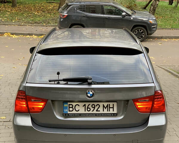 Сірий БМВ 3 Серія, об'ємом двигуна 2 л та пробігом 300 тис. км за 8650 $, фото 2 на Automoto.ua