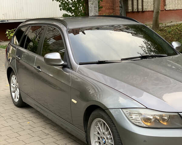 Сірий БМВ 3 Серія, об'ємом двигуна 2 л та пробігом 300 тис. км за 8650 $, фото 4 на Automoto.ua