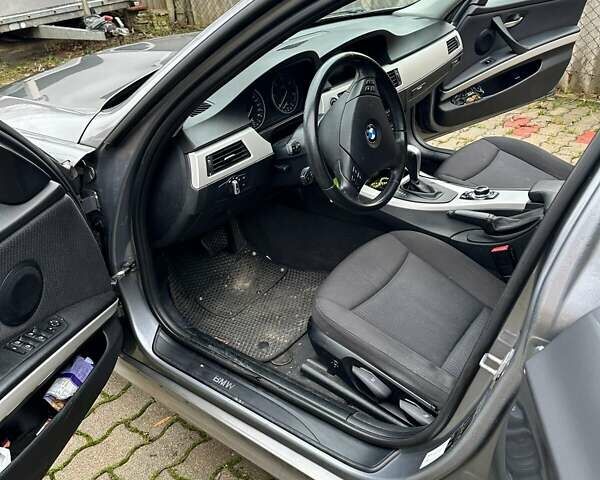 Серый БМВ 3 Серия, объемом двигателя 2 л и пробегом 371 тыс. км за 8000 $, фото 9 на Automoto.ua