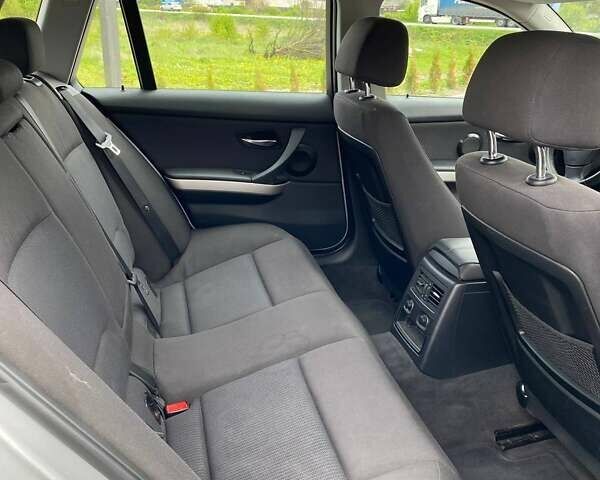 Серый БМВ 3 Серия, объемом двигателя 2 л и пробегом 278 тыс. км за 9299 $, фото 16 на Automoto.ua