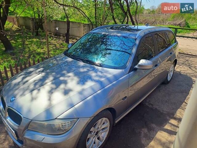 Сірий БМВ 3 Серія, об'ємом двигуна 2 л та пробігом 305 тис. км за 10500 $, фото 1 на Automoto.ua