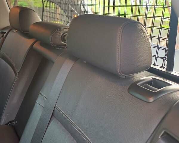 Сірий БМВ 3 Серія, об'ємом двигуна 2 л та пробігом 305 тис. км за 10500 $, фото 19 на Automoto.ua