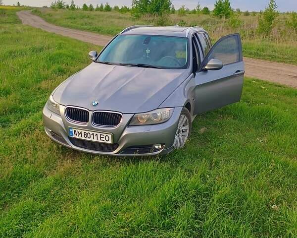 Сірий БМВ 3 Серія, об'ємом двигуна 2 л та пробігом 305 тис. км за 10500 $, фото 12 на Automoto.ua