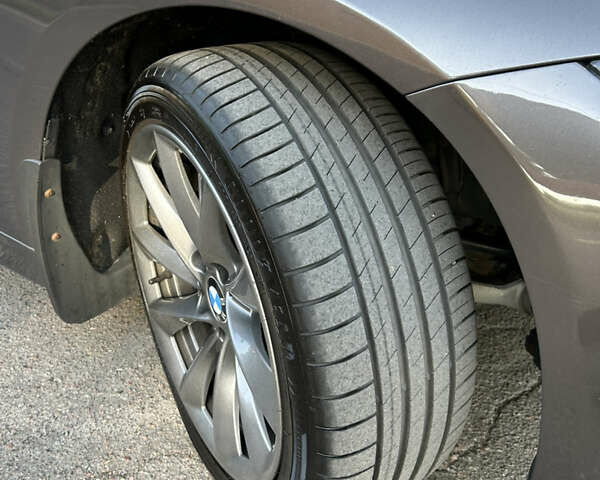 Серый БМВ 3 Серия, объемом двигателя 2 л и пробегом 274 тыс. км за 16000 $, фото 14 на Automoto.ua