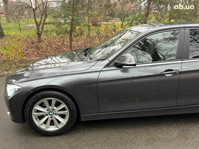 Сірий БМВ 3 Серія, об'ємом двигуна 2 л та пробігом 218 тис. км за 14890 $, фото 5 на Automoto.ua