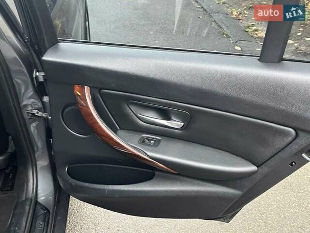 Сірий БМВ 3 Серія, об'ємом двигуна 2 л та пробігом 218 тис. км за 14890 $, фото 22 на Automoto.ua