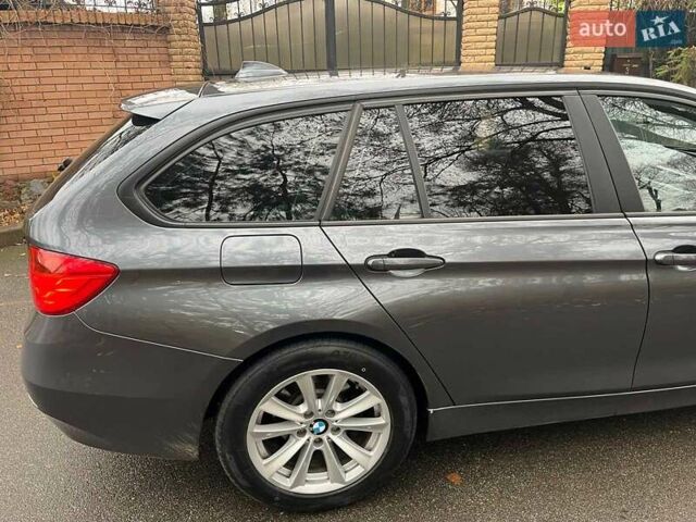 Сірий БМВ 3 Серія, об'ємом двигуна 2 л та пробігом 218 тис. км за 14890 $, фото 12 на Automoto.ua