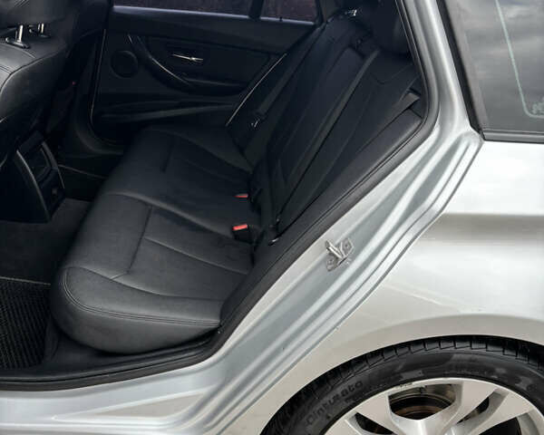 Серый БМВ 3 Серия, объемом двигателя 2 л и пробегом 296 тыс. км за 16500 $, фото 14 на Automoto.ua