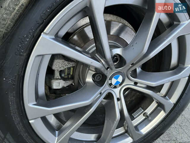 Сірий БМВ 3 Серія, об'ємом двигуна 2 л та пробігом 100 тис. км за 35300 $, фото 32 на Automoto.ua