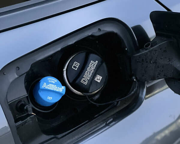 Сірий БМВ 3 Серія, об'ємом двигуна 2 л та пробігом 100 тис. км за 35300 $, фото 23 на Automoto.ua