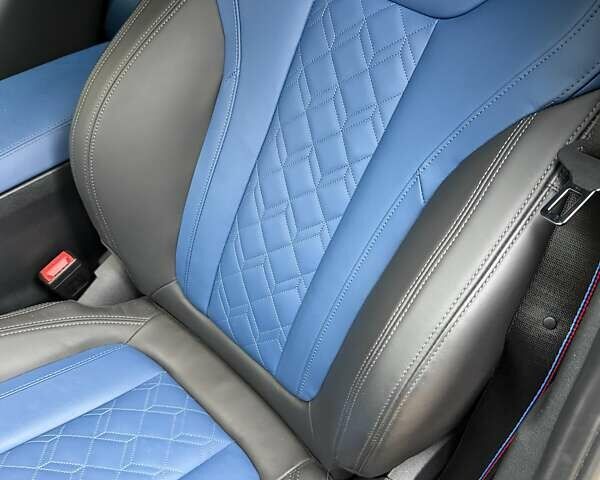 Серый БМВ 3 Серия, объемом двигателя 3 л и пробегом 12 тыс. км за 68000 $, фото 7 на Automoto.ua