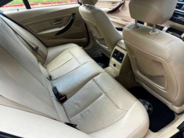 Серый БМВ 3 Серия, объемом двигателя 2 л и пробегом 86 тыс. км за 10200 $, фото 8 на Automoto.ua