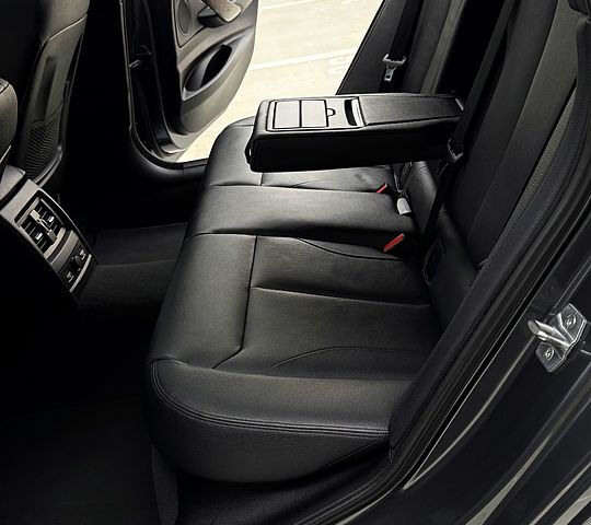 Сірий БМВ 3 Серія, об'ємом двигуна 2 л та пробігом 171 тис. км за 16700 $, фото 5 на Automoto.ua