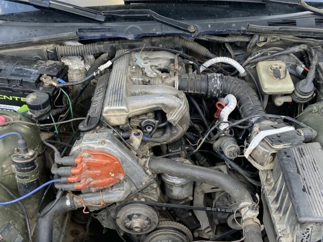 Синій БМВ 3 Серія, об'ємом двигуна 1.8 л та пробігом 2 тис. км за 1600 $, фото 6 на Automoto.ua