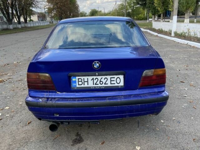 Синій БМВ 3 Серія, об'ємом двигуна 1.8 л та пробігом 2 тис. км за 1600 $, фото 2 на Automoto.ua