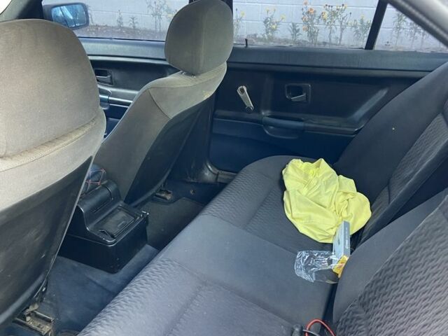 Синій БМВ 3 Серія, об'ємом двигуна 1.8 л та пробігом 2 тис. км за 1600 $, фото 4 на Automoto.ua