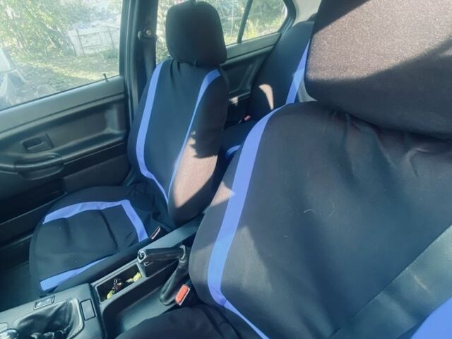 Синий БМВ 3 Серия, объемом двигателя 1.8 л и пробегом 352 тыс. км за 2000 $, фото 5 на Automoto.ua