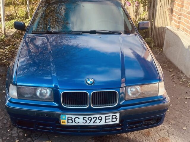 Синий БМВ 3 Серия, объемом двигателя 1.8 л и пробегом 352 тыс. км за 2000 $, фото 2 на Automoto.ua