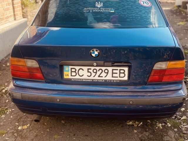 Синий БМВ 3 Серия, объемом двигателя 1.8 л и пробегом 352 тыс. км за 2000 $, фото 3 на Automoto.ua