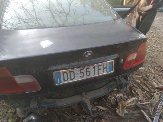 Синий БМВ 3 Серия, объемом двигателя 0 л и пробегом 5 тыс. км за 2000 $, фото 4 на Automoto.ua