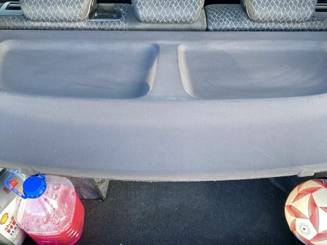 Синий БМВ 3 Серия, объемом двигателя 1.8 л и пробегом 265 тыс. км за 4200 $, фото 7 на Automoto.ua