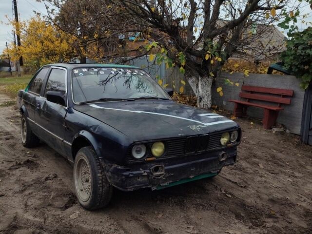 БМВ 3 Серия 1983 в Изюме на Automoto.ua Синий БМВ 3 Серия, объемом двигателя 2.3 л и пробегом 300 тыс. км за 716 $, фото 1 на Automoto.ua