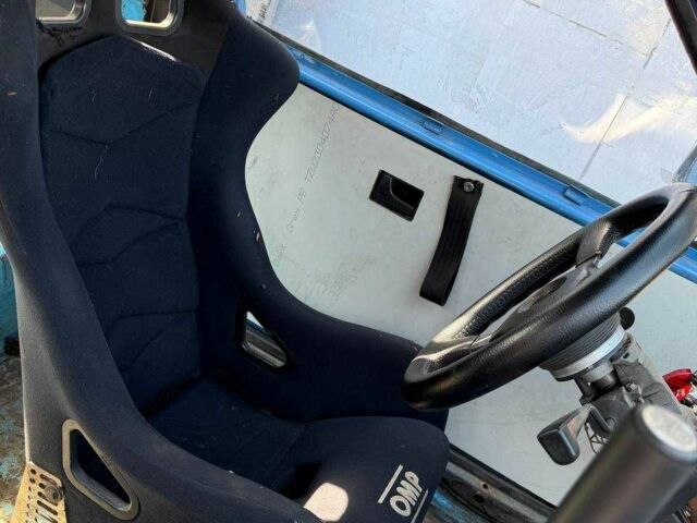 Синий БМВ 3 Серия, объемом двигателя 2 л и пробегом 777 тыс. км за 2600 $, фото 8 на Automoto.ua