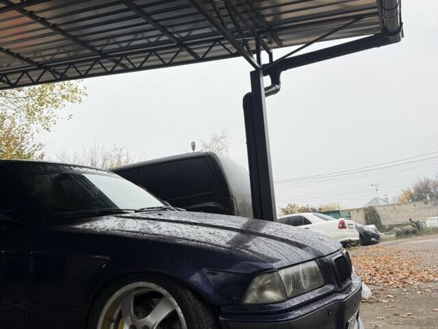 Синий БМВ 3 Серия, объемом двигателя 2.8 л и пробегом 200 тыс. км за 7999 $, фото 4 на Automoto.ua