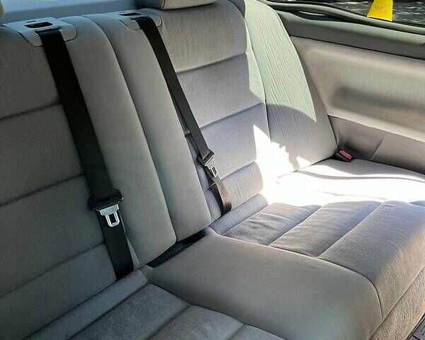 Синій БМВ 3 Серія, об'ємом двигуна 2 л та пробігом 375 тис. км за 2800 $, фото 8 на Automoto.ua